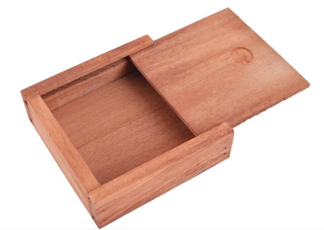 Æske til kastestjerner