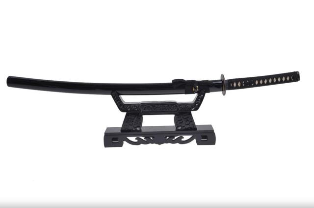 Skulptureret Træ stander til Samuraisværd