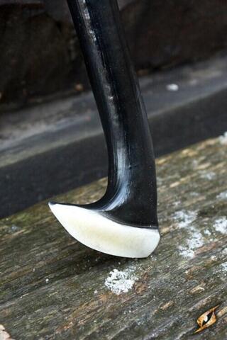 Dark Elven Axe - 67 cm - Pommel