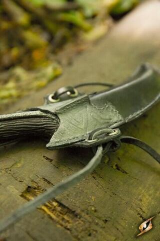 Dark Elven Throwing Knife & Holder