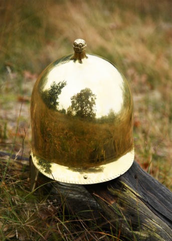 Ulfberth, Republican Montefortino helmet, Messing - Bagside